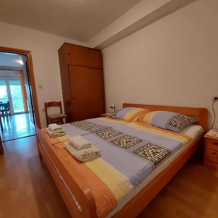 Apartamento Pezic Krk Town